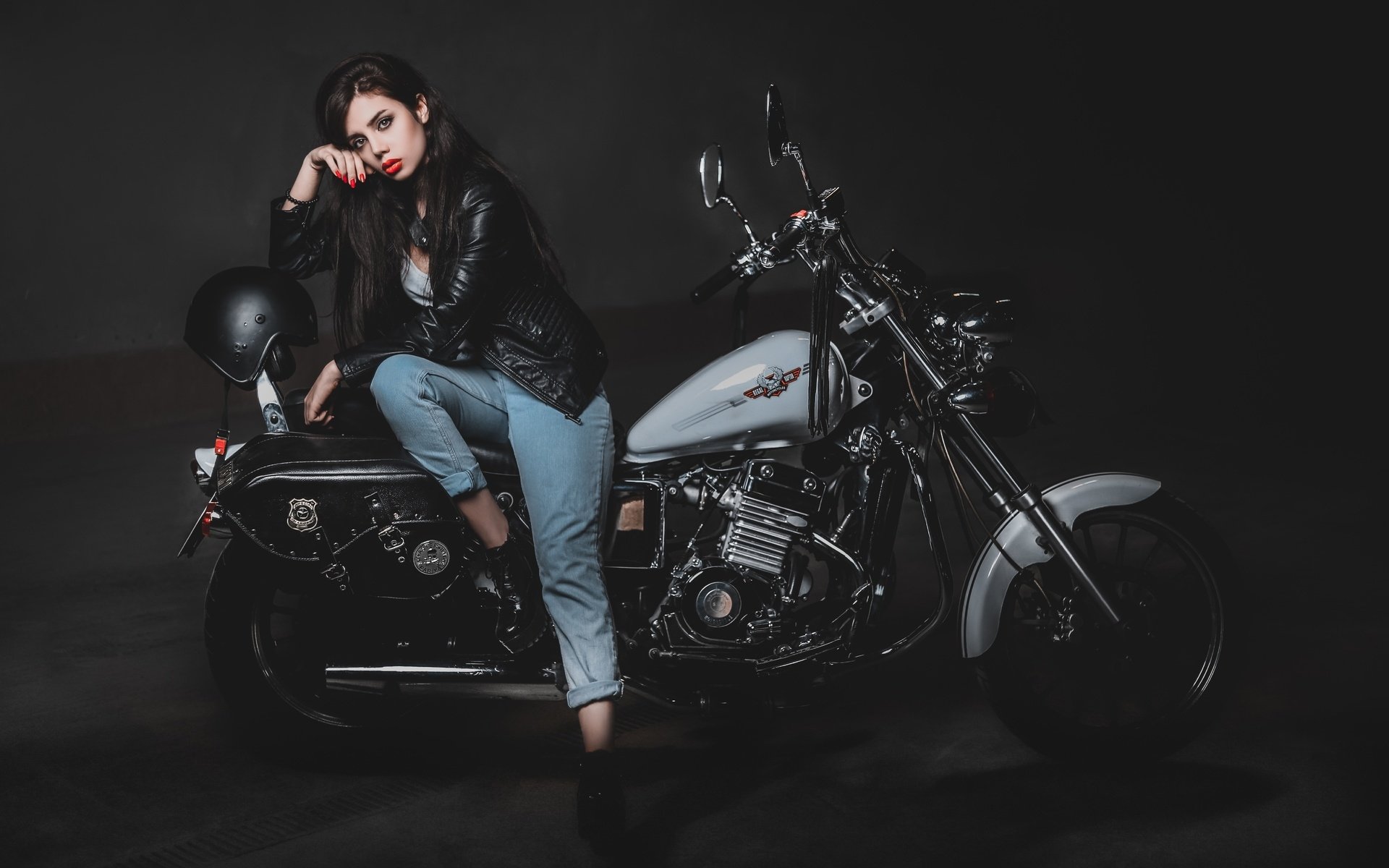 Biker girls: style and drive in Melbourne