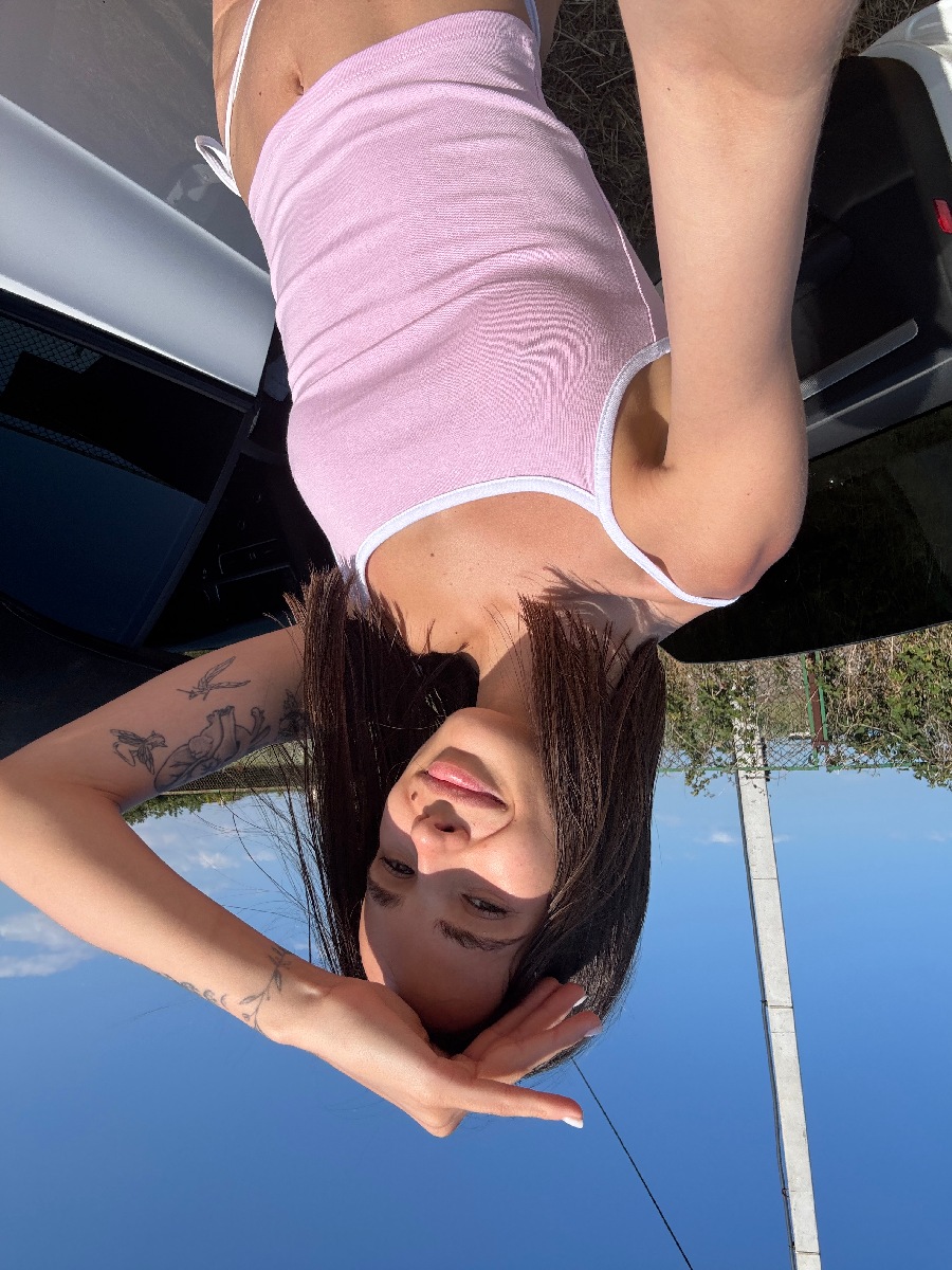 Sexy model Tina in Melbourne